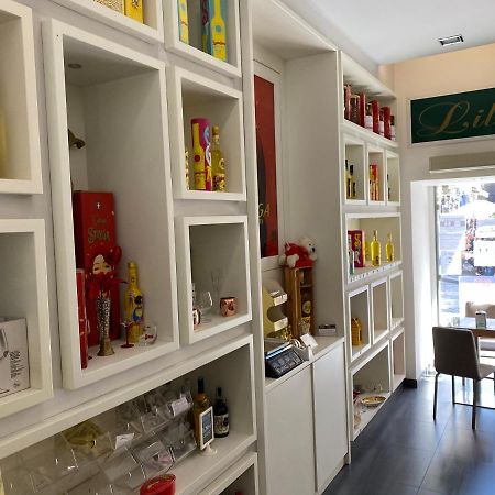 Ambra Noblesse Bed & Breakfast Napoli Bagian luar foto