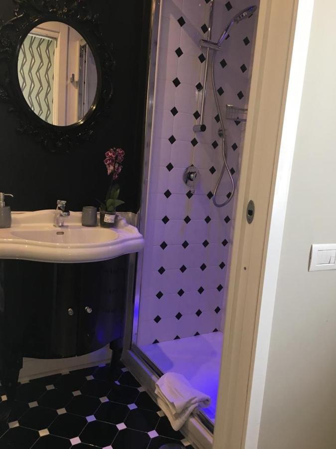 Ambra Noblesse Bed & Breakfast Napoli Bagian luar foto