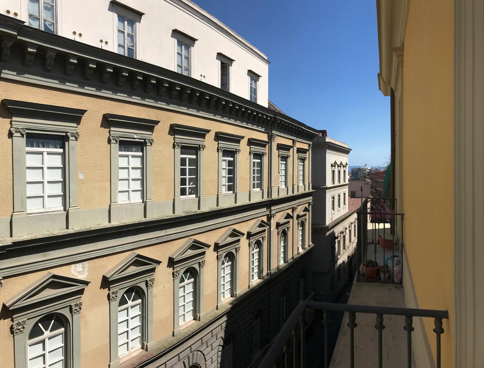 Ambra Noblesse Bed & Breakfast Napoli Bagian luar foto
