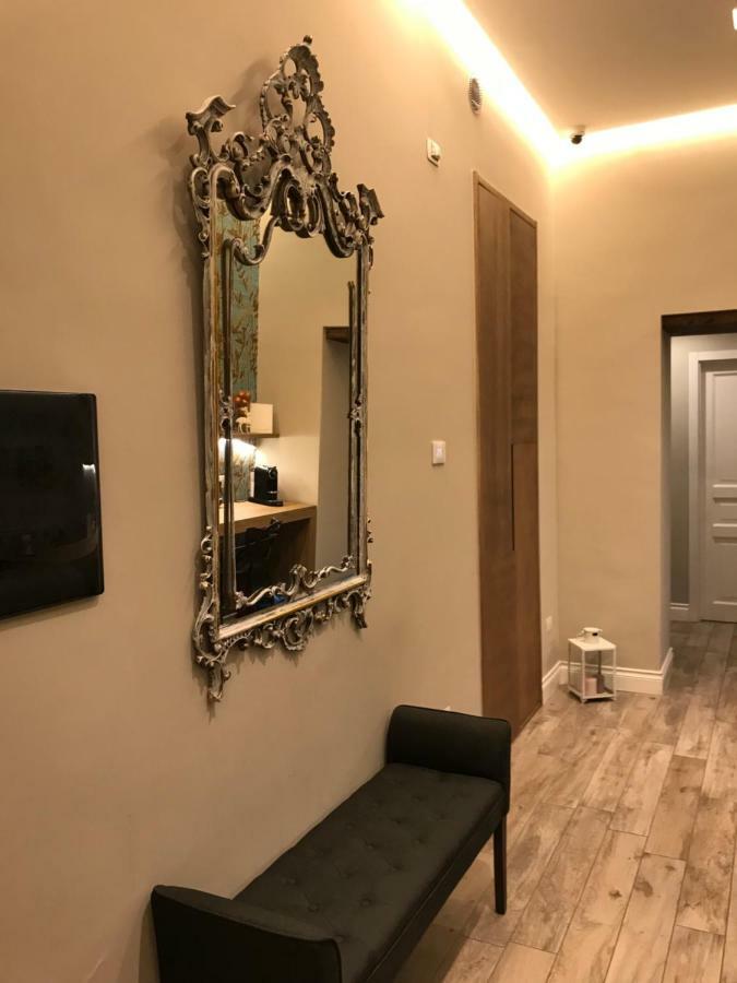 Ambra Noblesse Bed & Breakfast Napoli Bagian luar foto