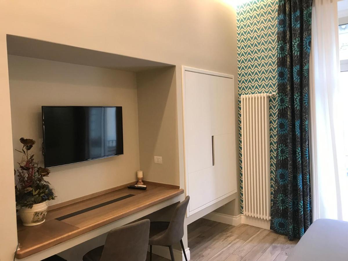 Ambra Noblesse Bed & Breakfast Napoli Bagian luar foto